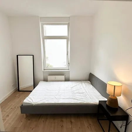 2-zimmer-wohnung Im Dichterviertel Апартаменты